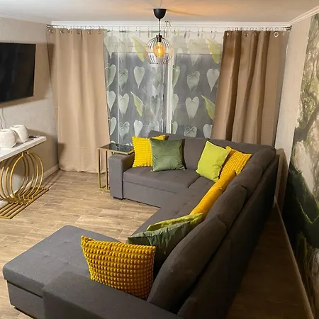 Aphrodite, Wohlfuehlen Und Wellness Mit Privatsphaere, Sowie Homeoffice Arbeitsplatz Mit Schnellem 250 Mbit Wlan Appartamento Aidlingen