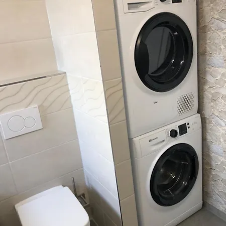 Aphrodite, Wohlfuehlen Und Wellness Mit Privatsphaere, Sowie Homeoffice Arbeitsplatz Mit Schnellem 250 Mbit Wlan *