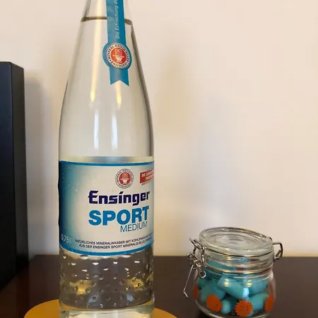 Aphrodite, Wohlfuehlen Und Wellness Mit Privatsphaere, Sowie Homeoffice Arbeitsplatz Mit Schnellem 250 Mbit Wlan Aidlingen