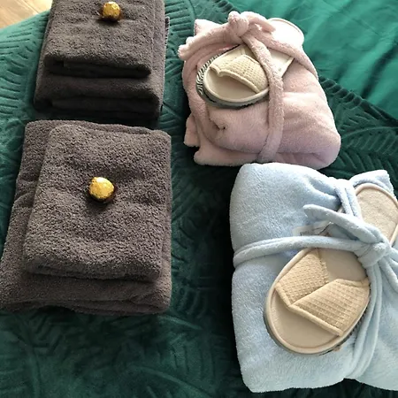 Aphrodite, Wohlfuehlen Und Wellness Mit Privatsphaere, Sowie Homeoffice Arbeitsplatz Mit Schnellem 250 Mbit Wlan * Aidlingen